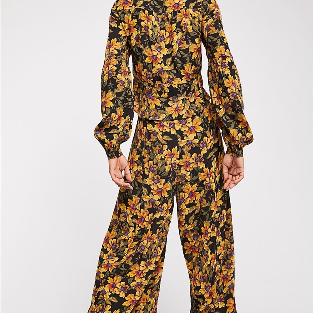 Free People 2pc. Set - Picture 3 of 8